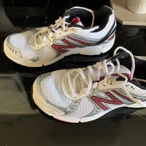 Women’s New Balance Shoes.   Size 9